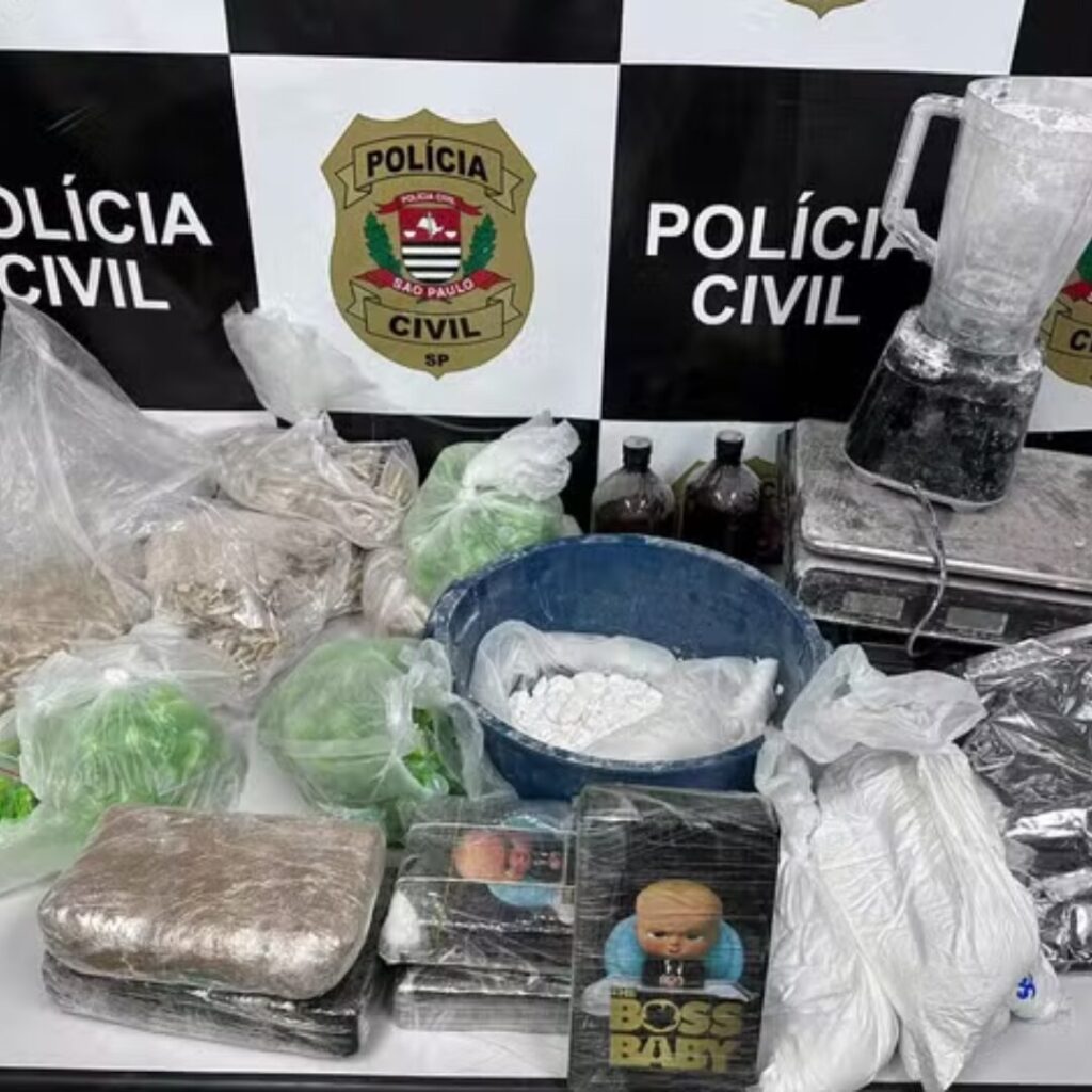 Dupla é presa em flagrante por tráfico de drogas no Jardim Amanda, em Hortolândia